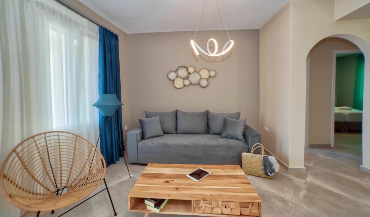 Corali Suites Andros 바트시 외부 사진