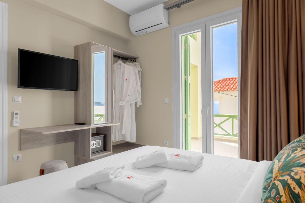 Corali Suites Andros 바트시 외부 사진