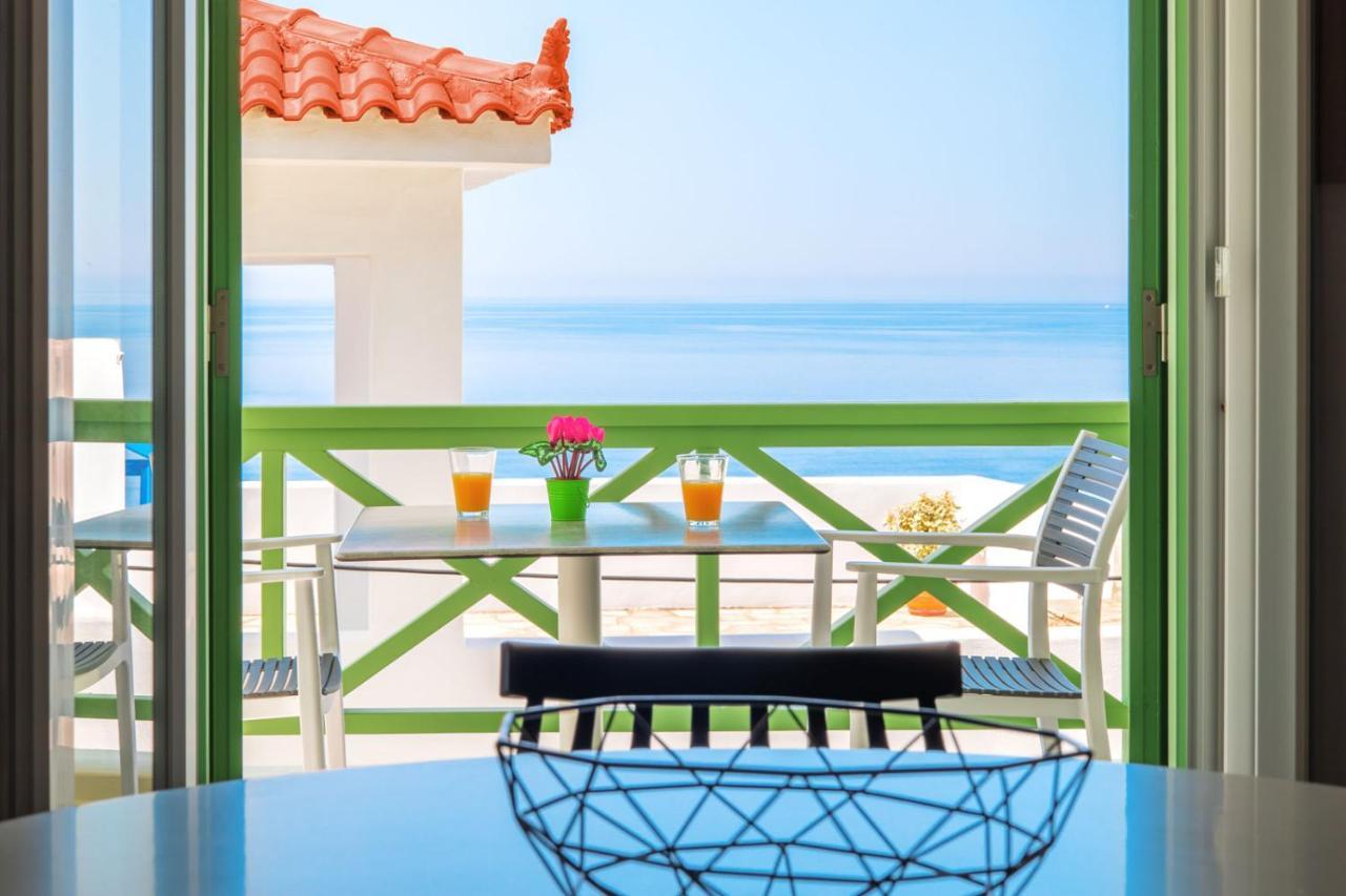 Corali Suites Andros 바트시 외부 사진