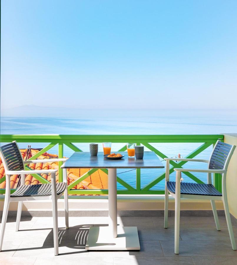 Corali Suites Andros 바트시 외부 사진